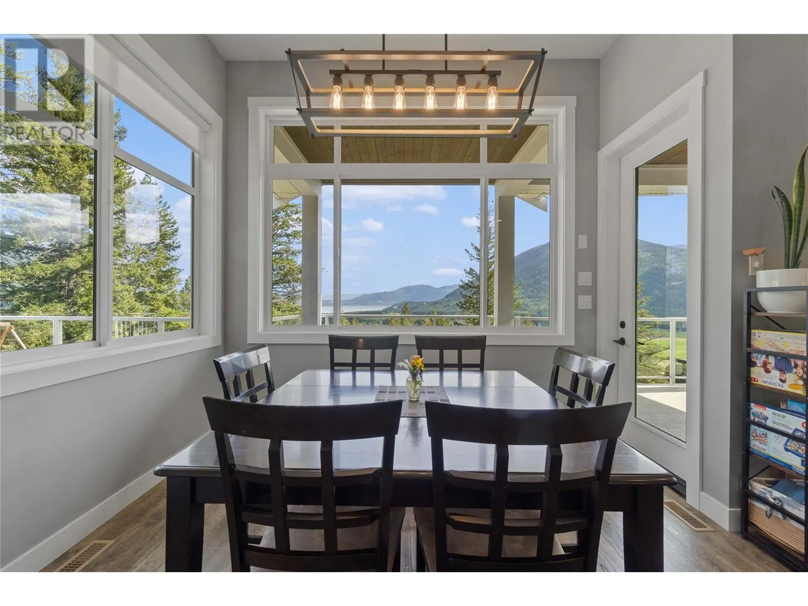 1750 Recline Ridge Road