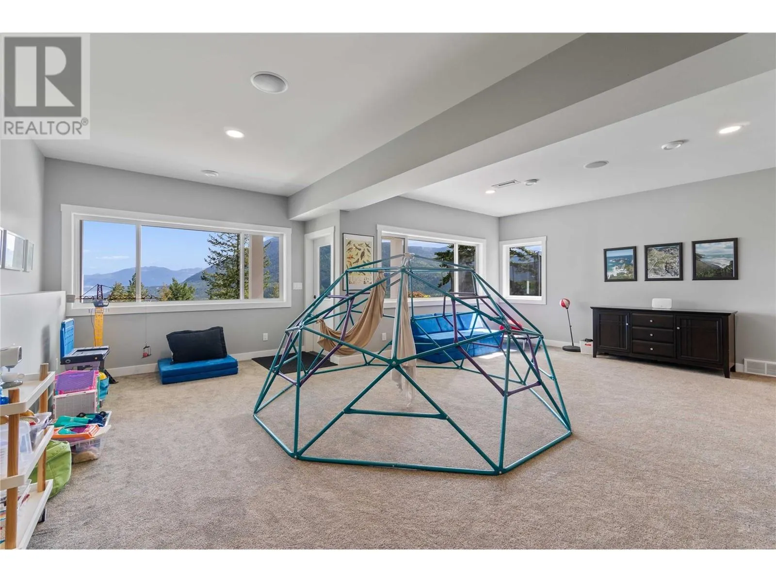 1750 Recline Ridge Road