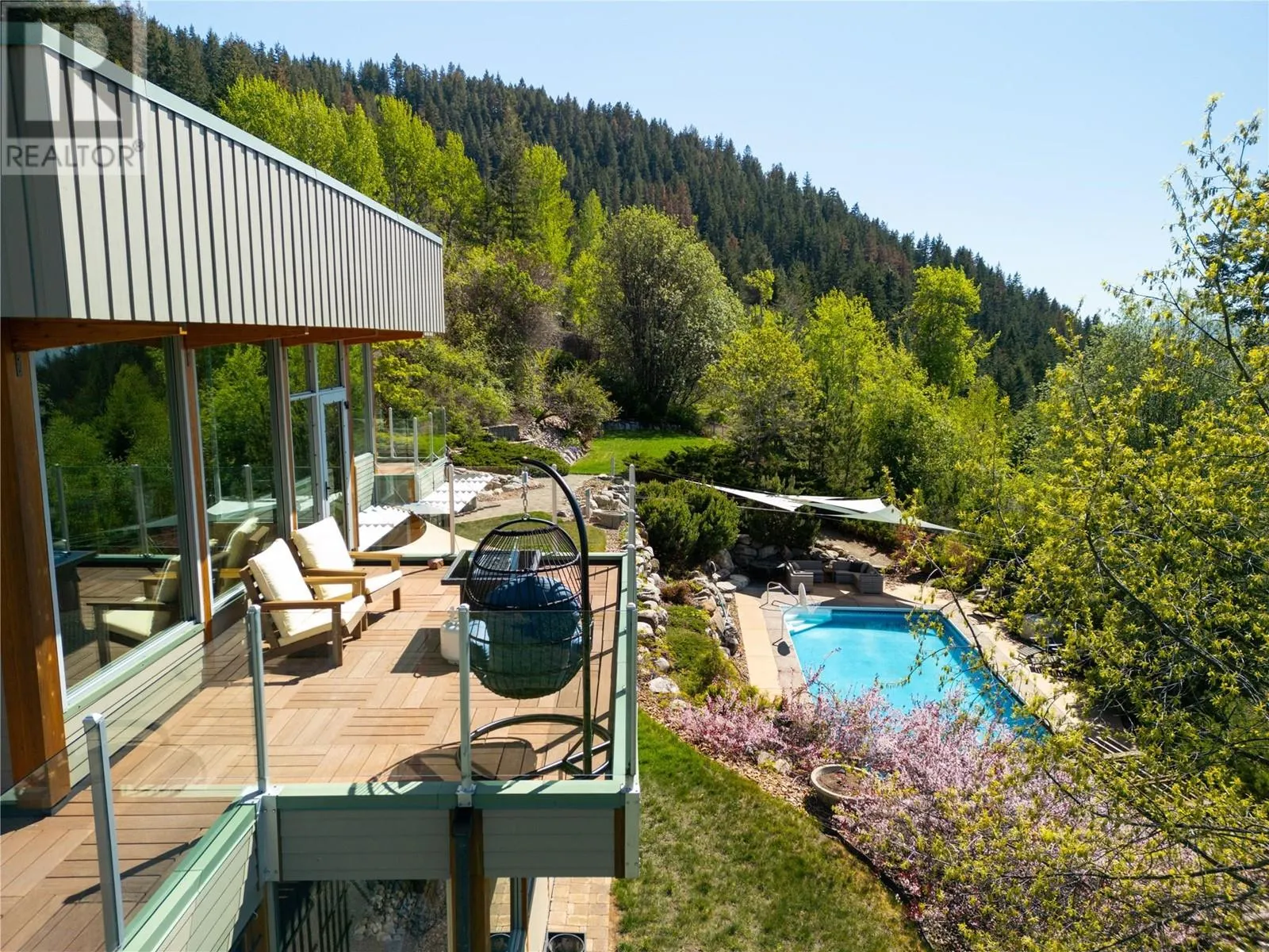 5454 Kingsview Road