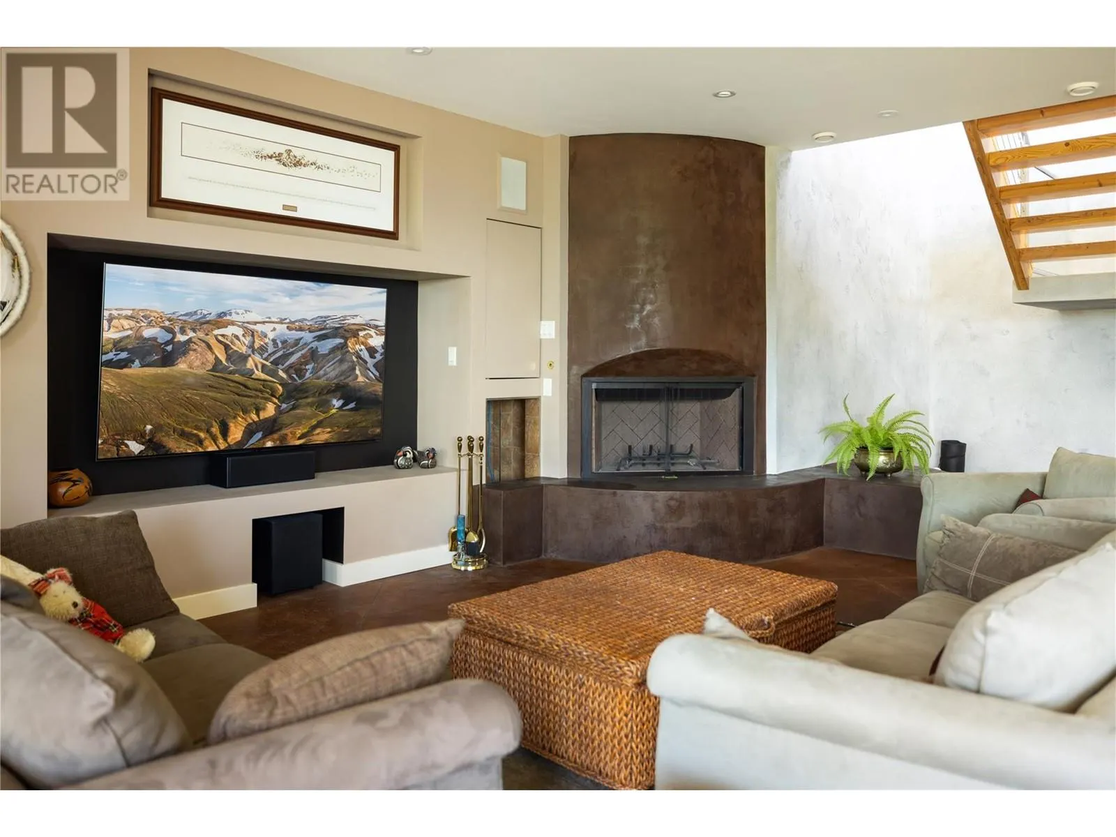 5454 Kingsview Road