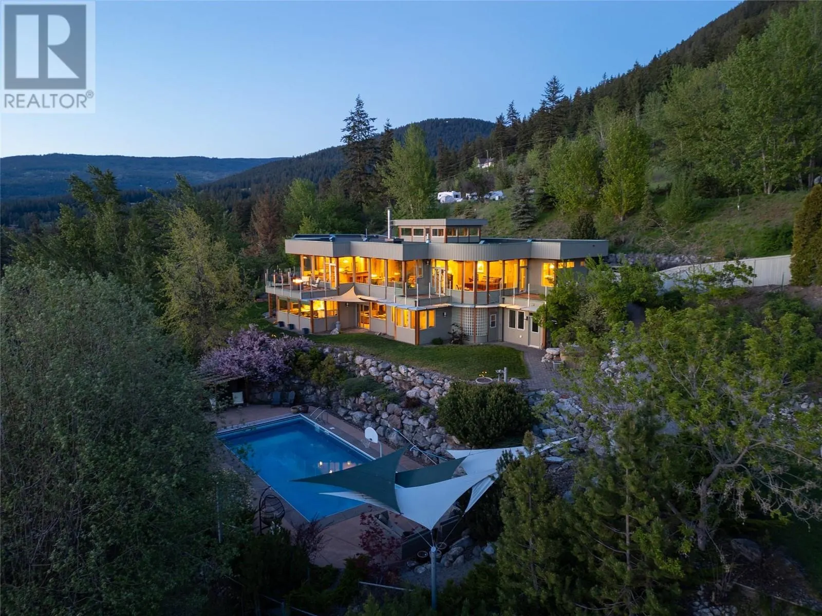 5454 Kingsview Road