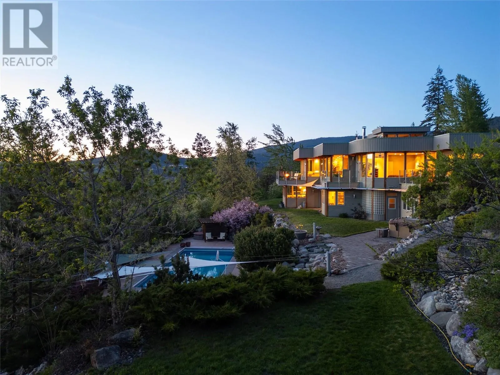 5454 Kingsview Road