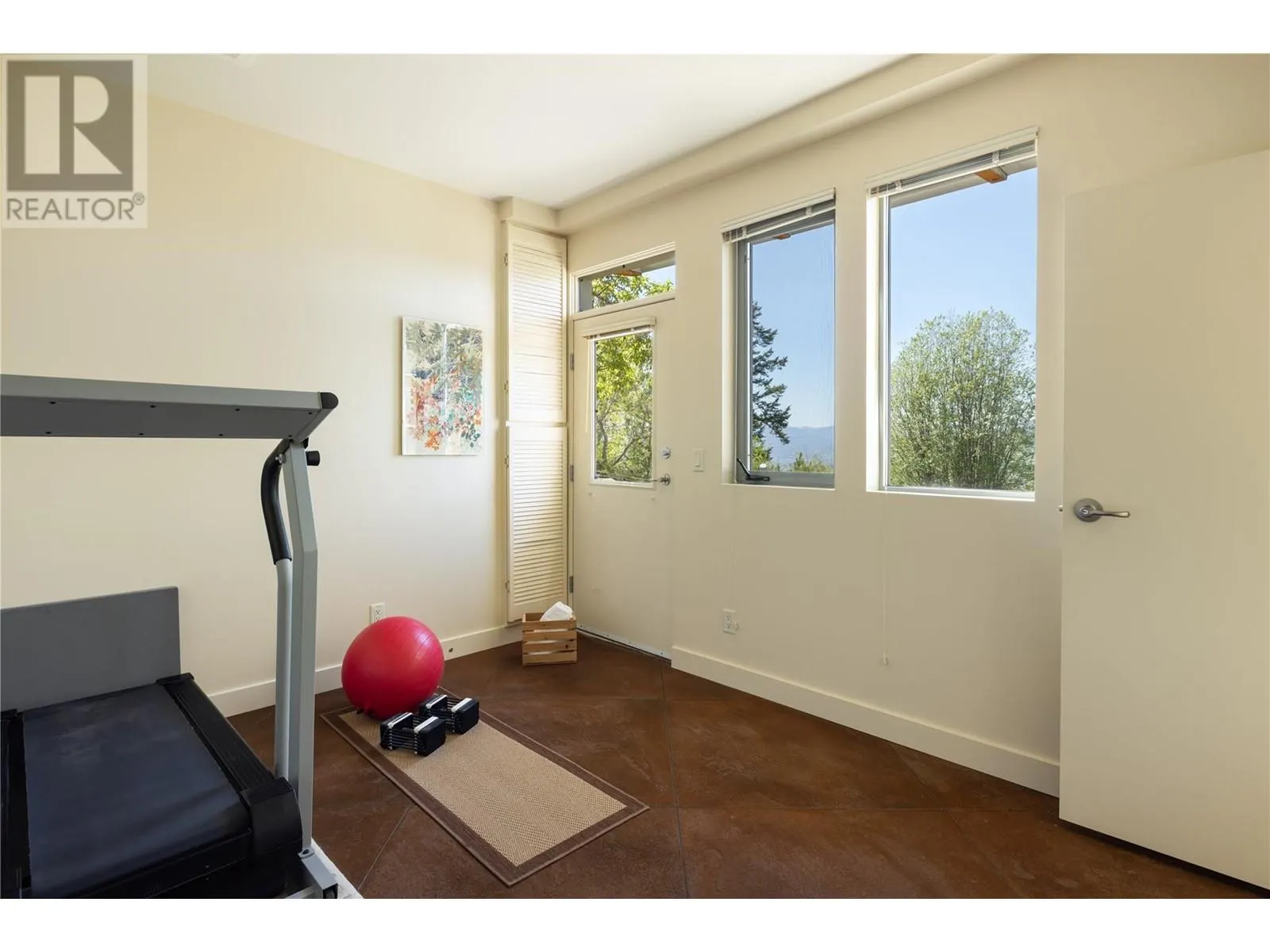 5454 Kingsview Road