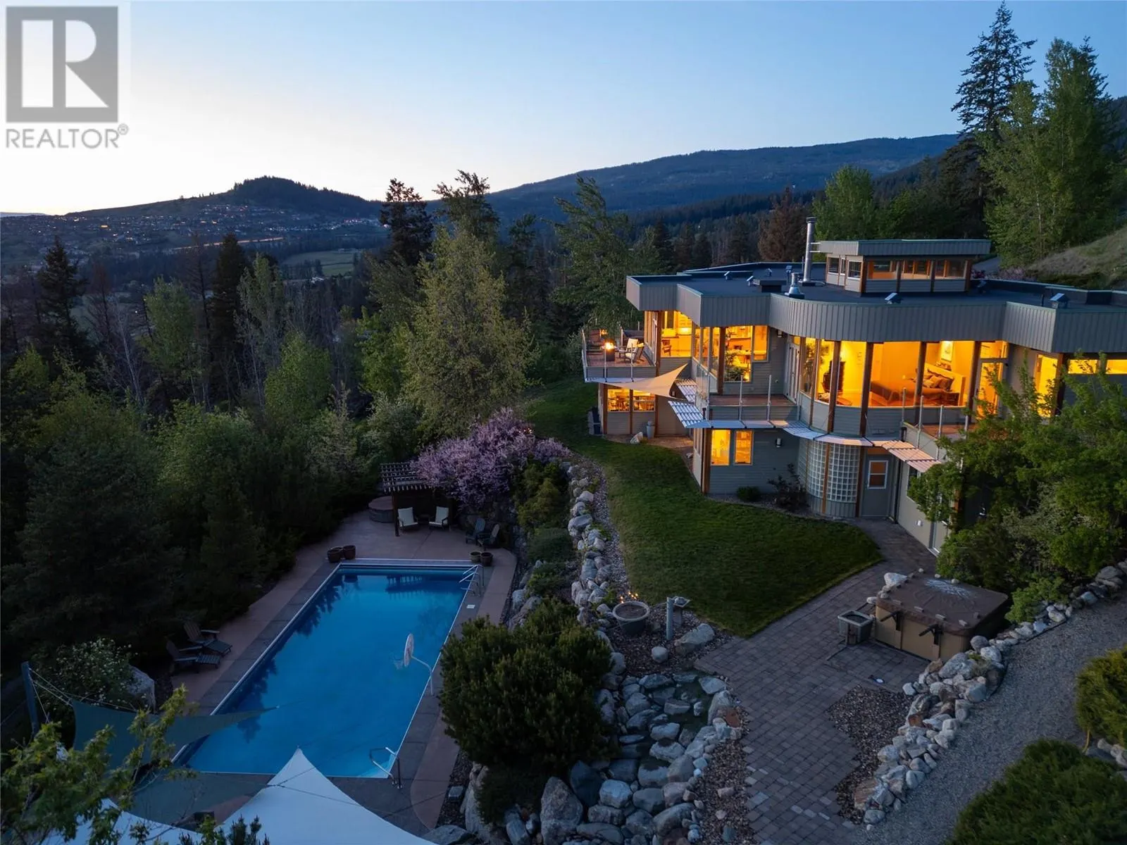 5454 Kingsview Road