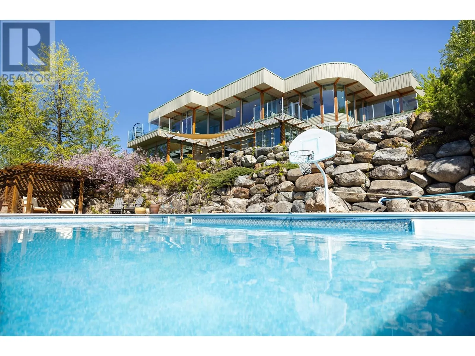 5454 Kingsview Road
