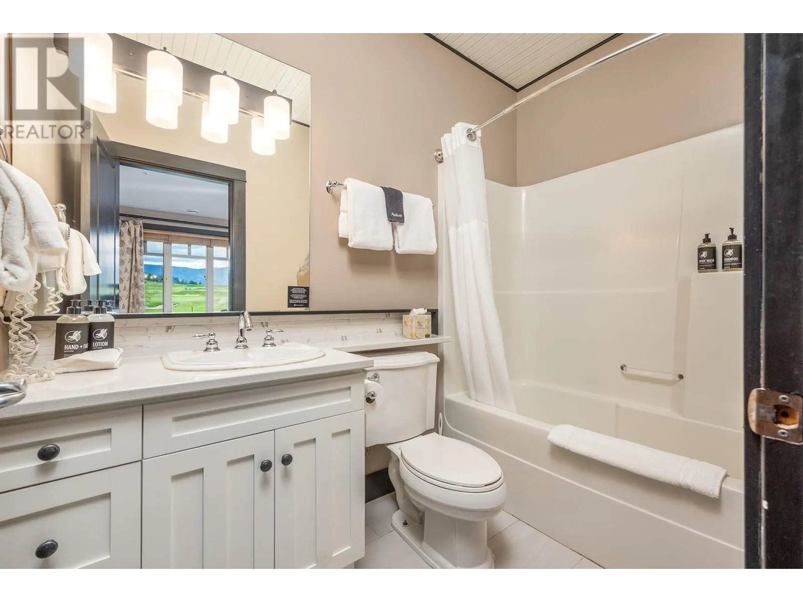 272 Chicopee Road Unit# 16B