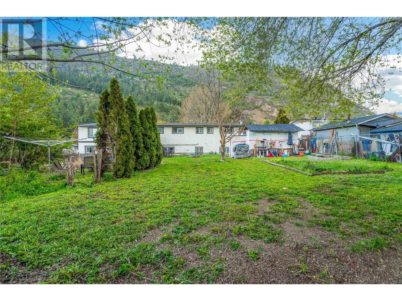 1560 Ponderosa Road