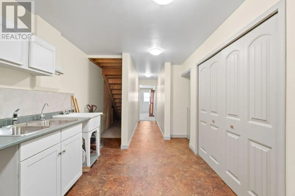 1181 Old Auto Road SE