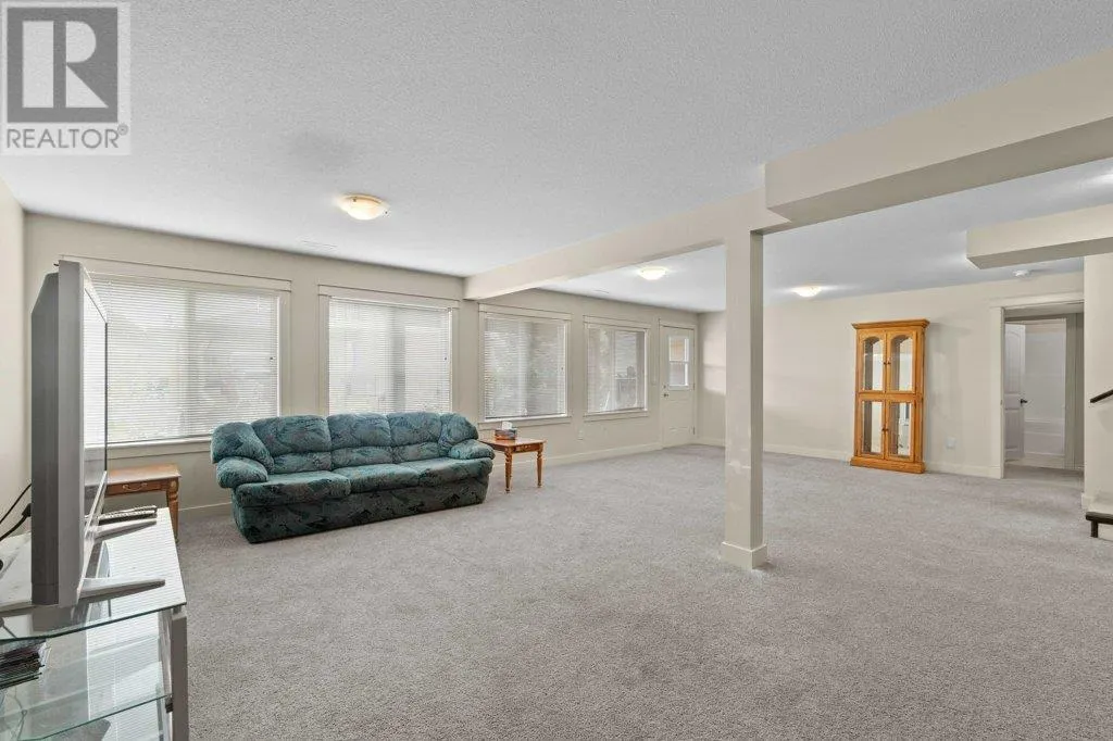 1181 Old Auto Road SE