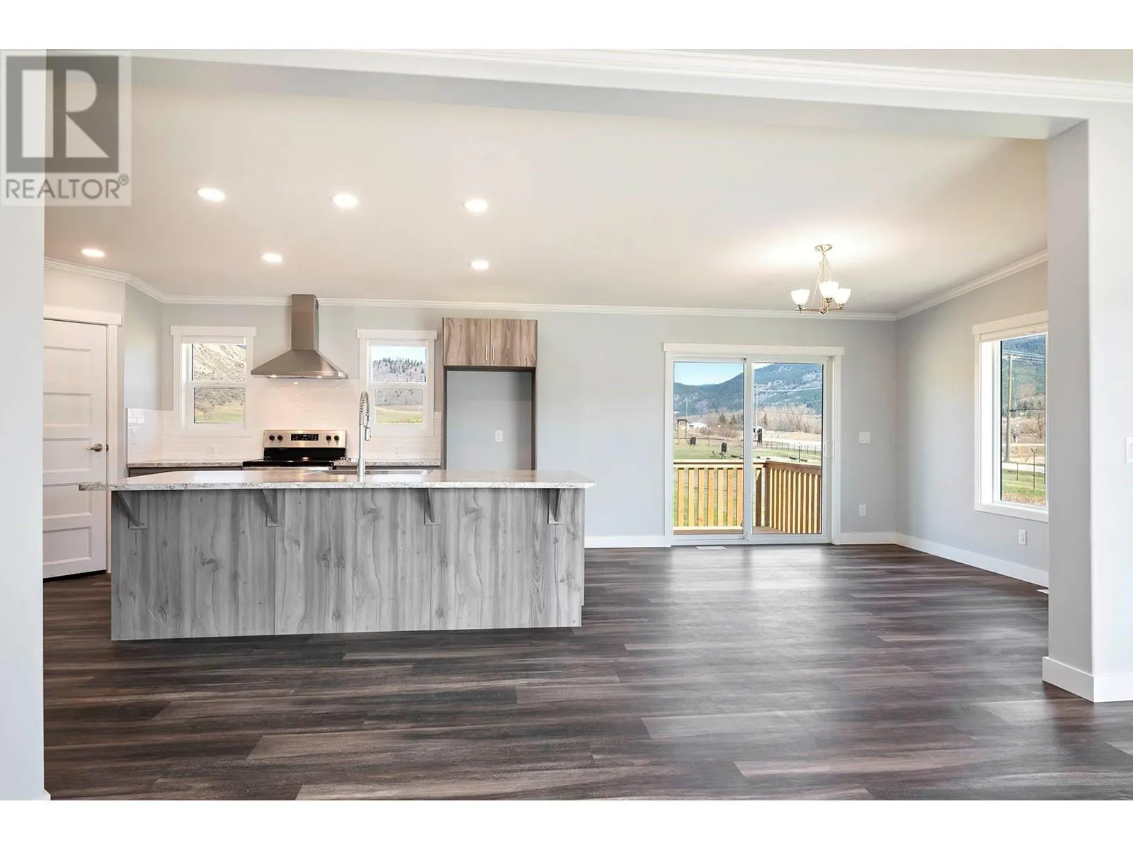 5005 RIVER Road Unit# 153