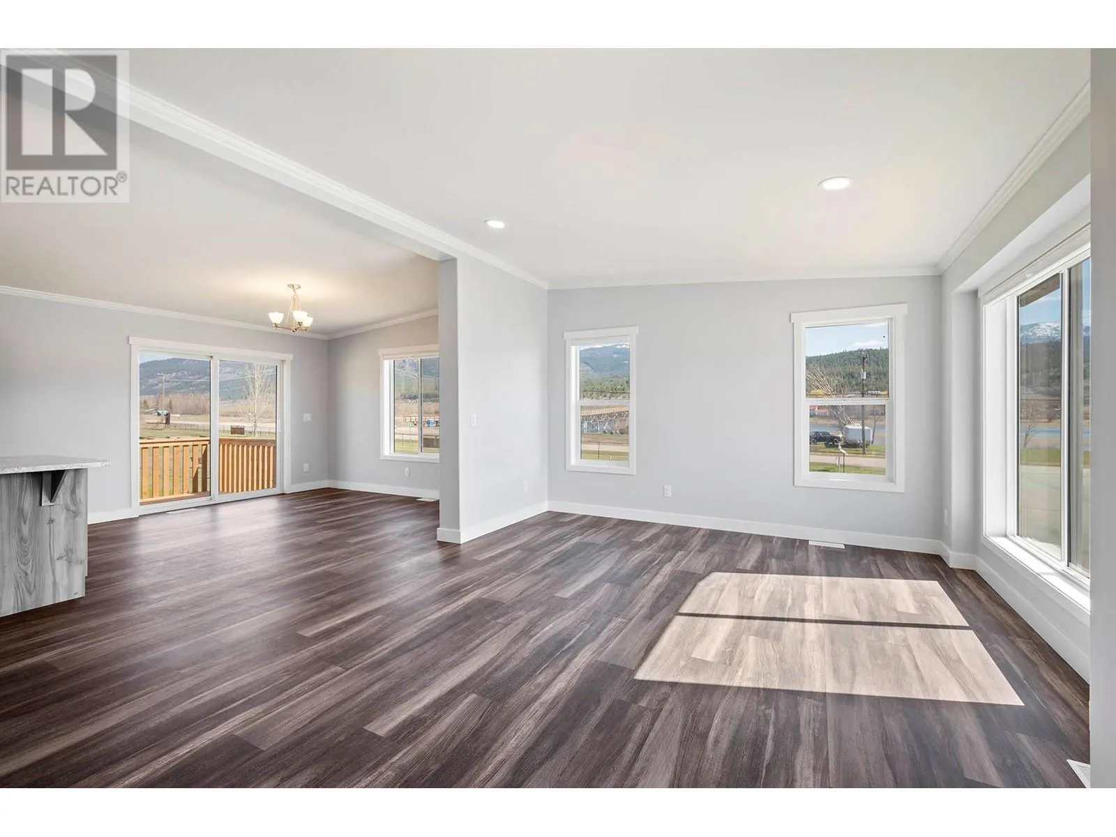 5005 RIVER Road Unit# 153