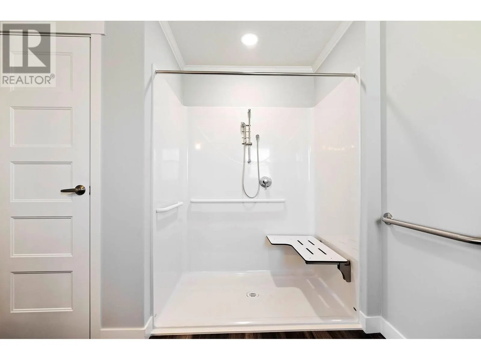 5005 RIVER Road Unit# 153