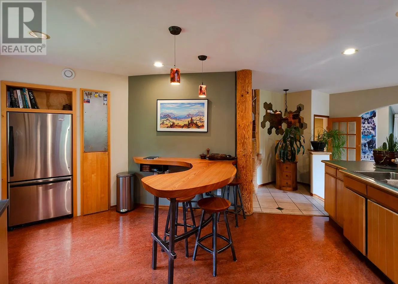 3230 The Middle Road