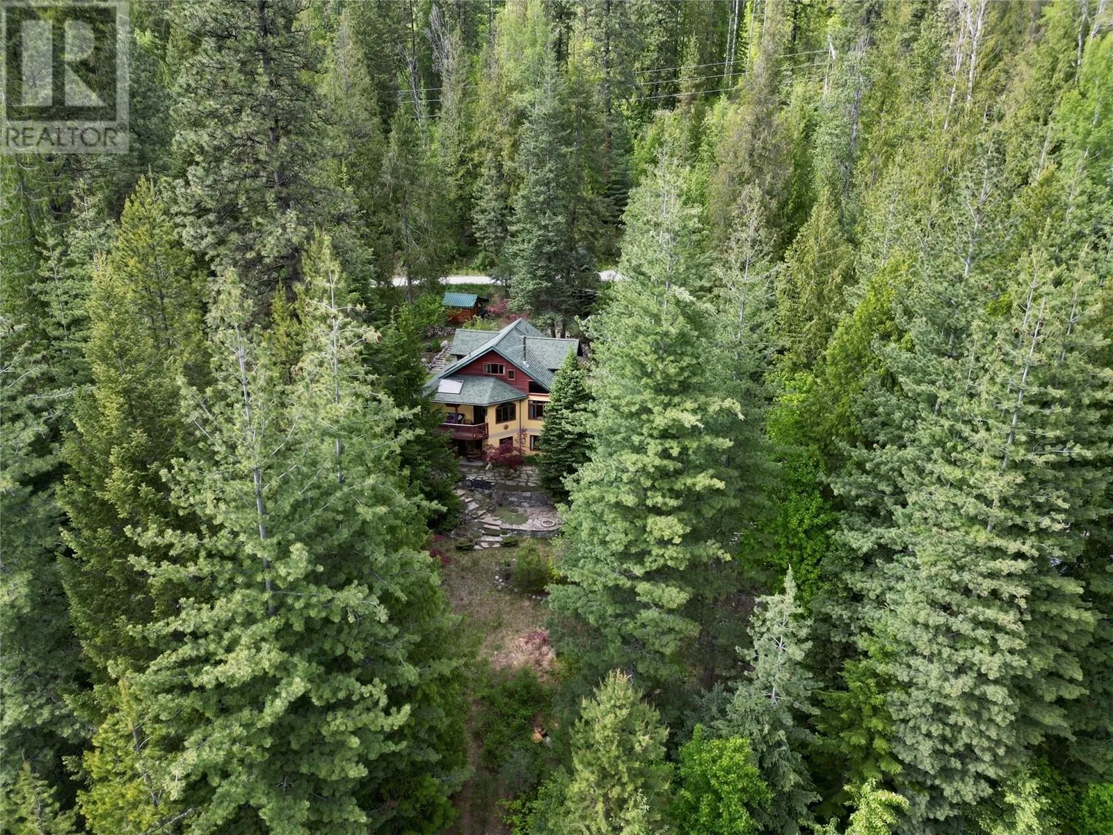 3230 The Middle Road
