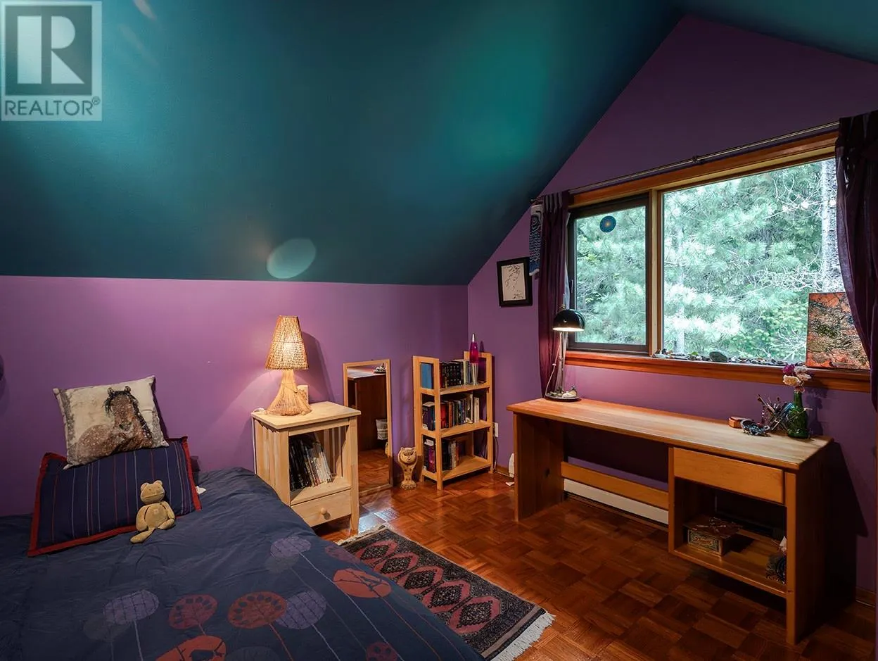 3230 The Middle Road