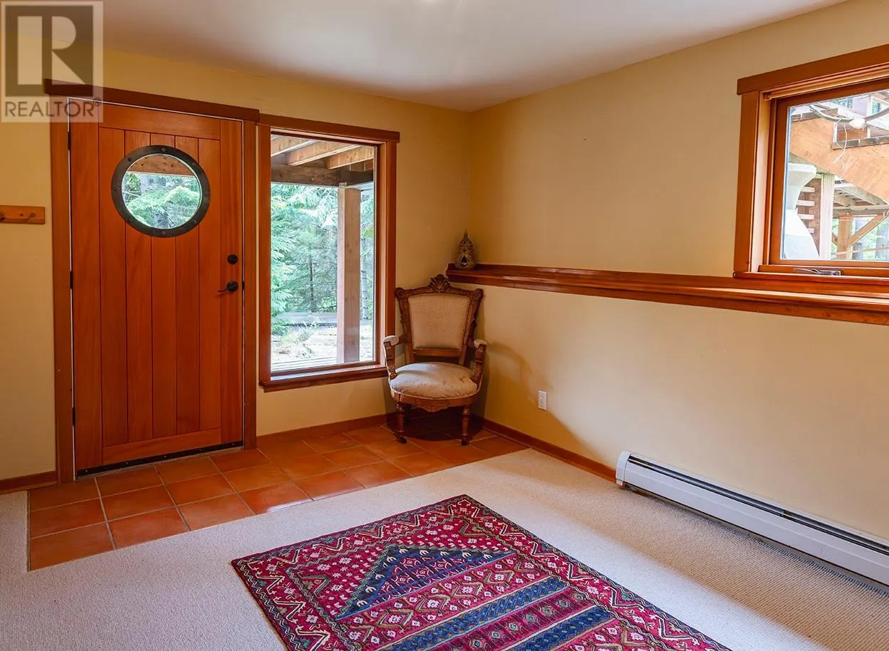 3230 The Middle Road