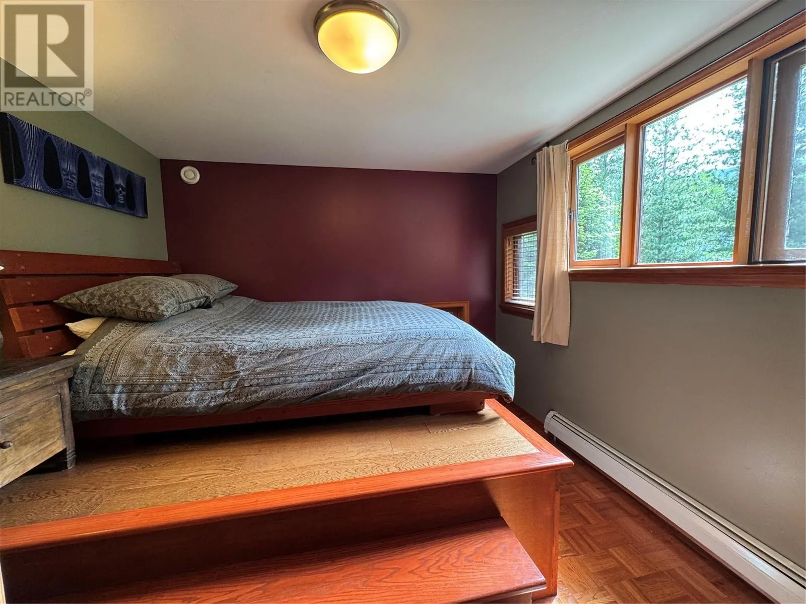 3230 The Middle Road