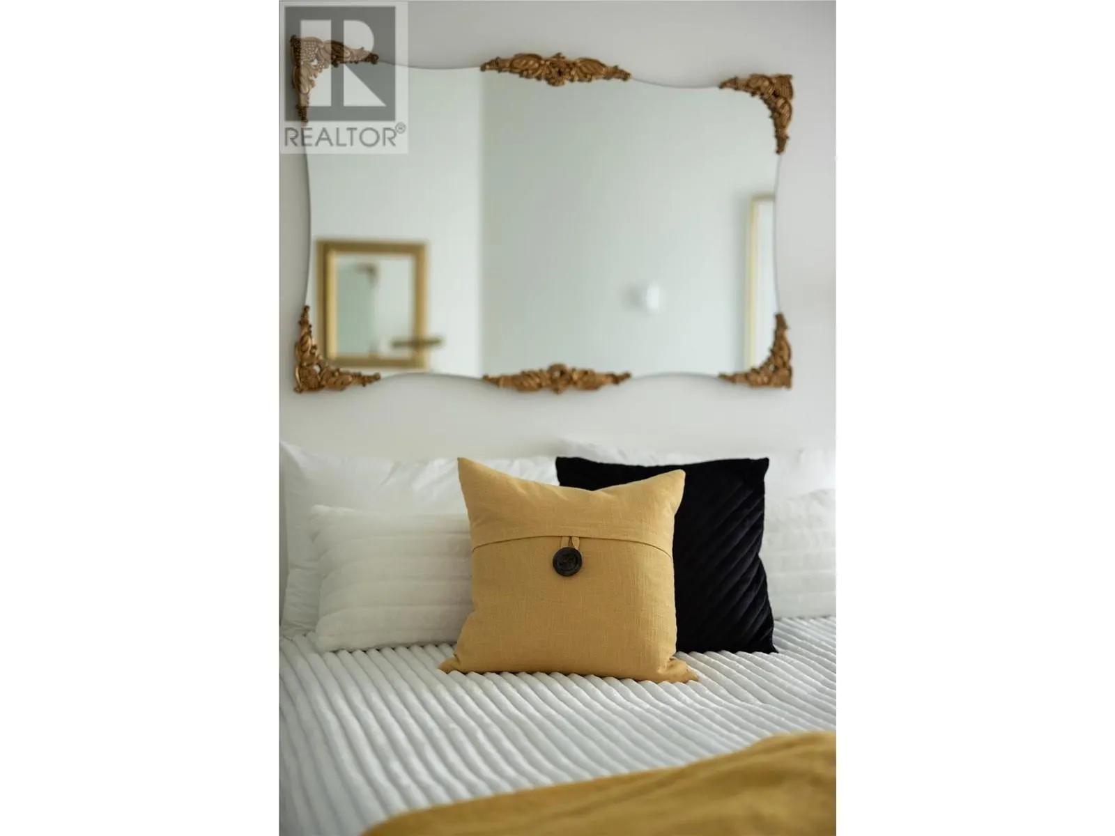 3160 Casorso Road Unit# 423
