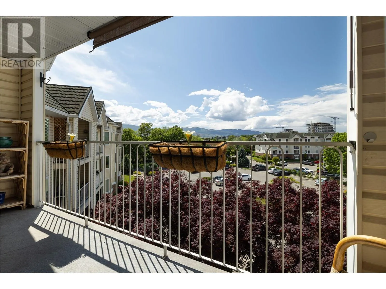 3160 Casorso Road Unit# 423