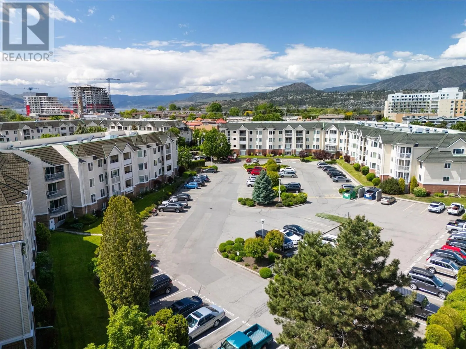 3160 Casorso Road Unit# 423