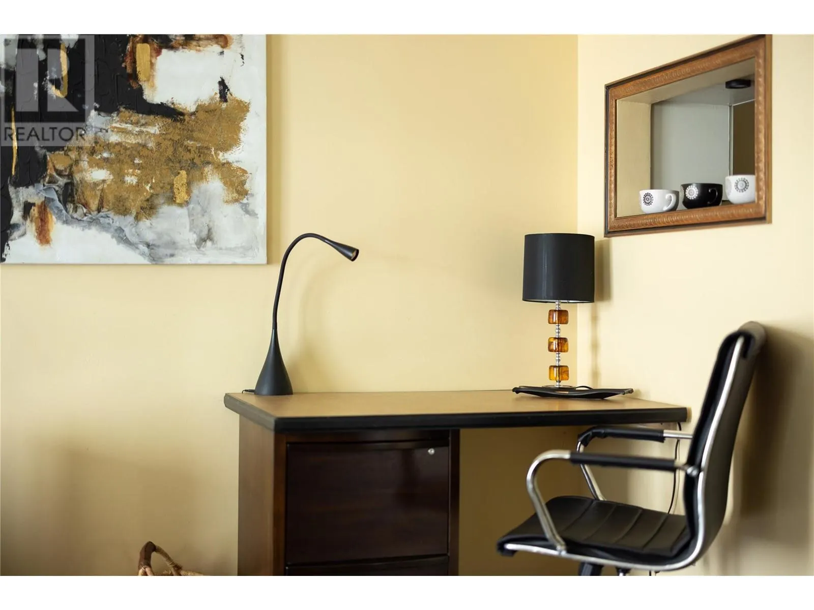3160 Casorso Road Unit# 423