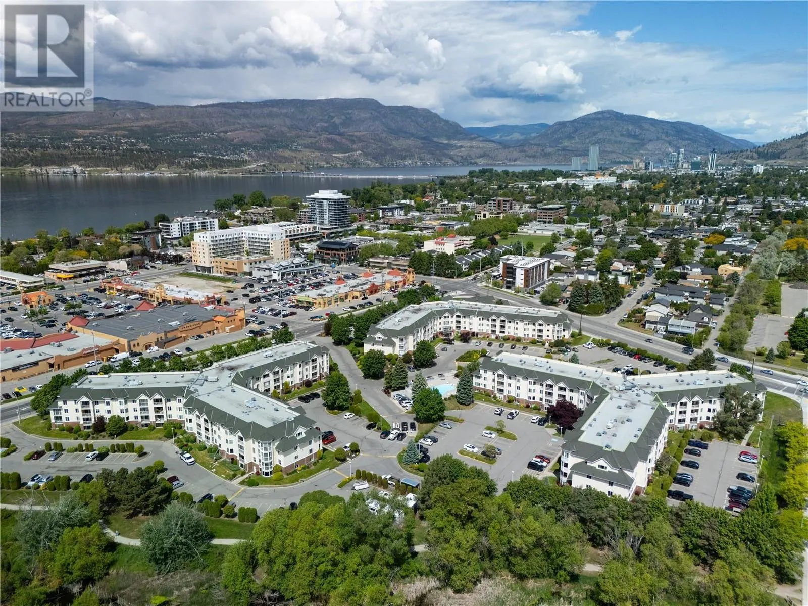 3160 Casorso Road Unit# 423