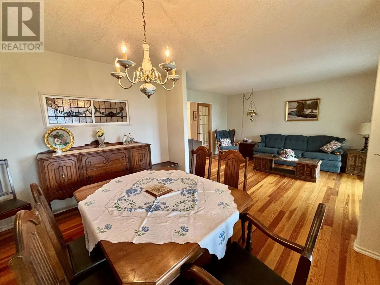 1611 Tappen Notch Hill Road