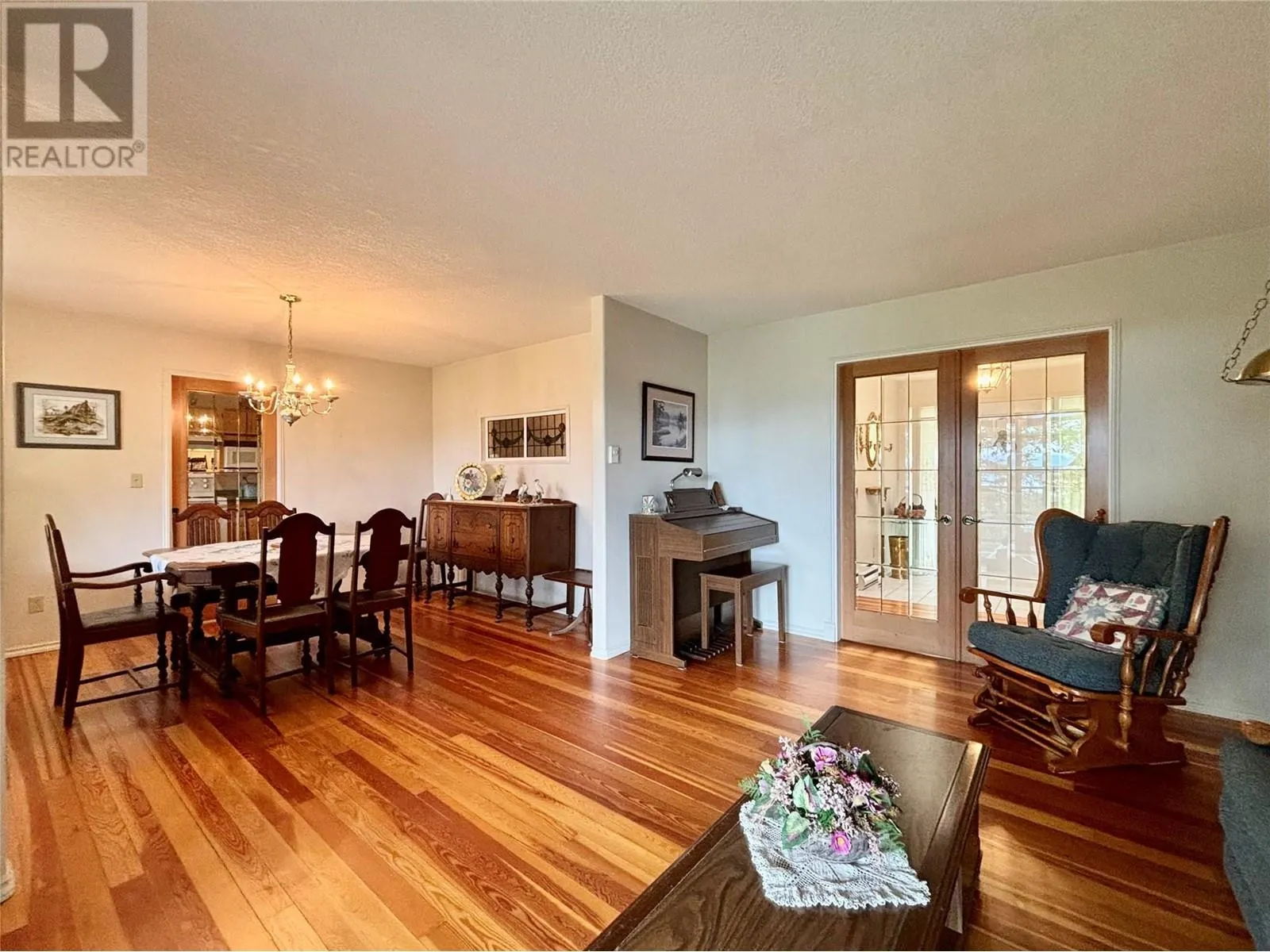 1611 Tappen Notch Hill Road