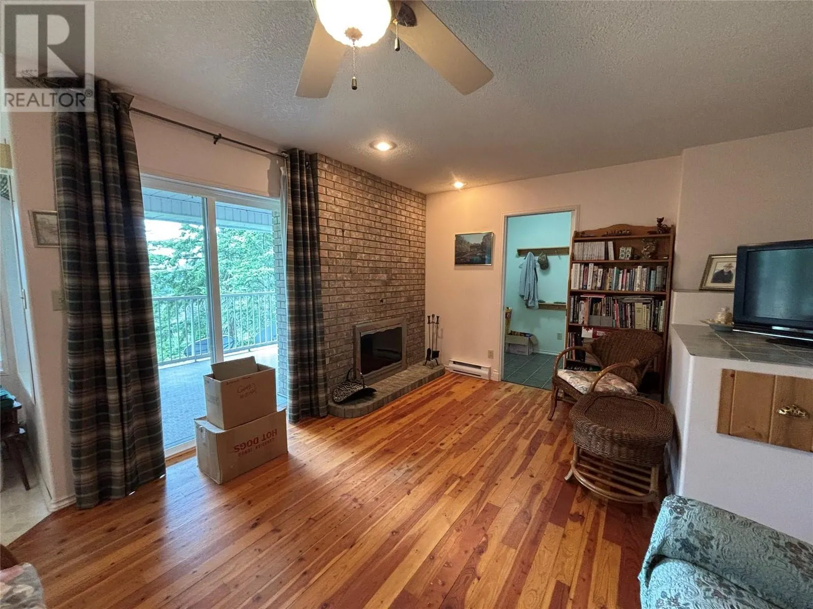 1611 Tappen Notch Hill Road