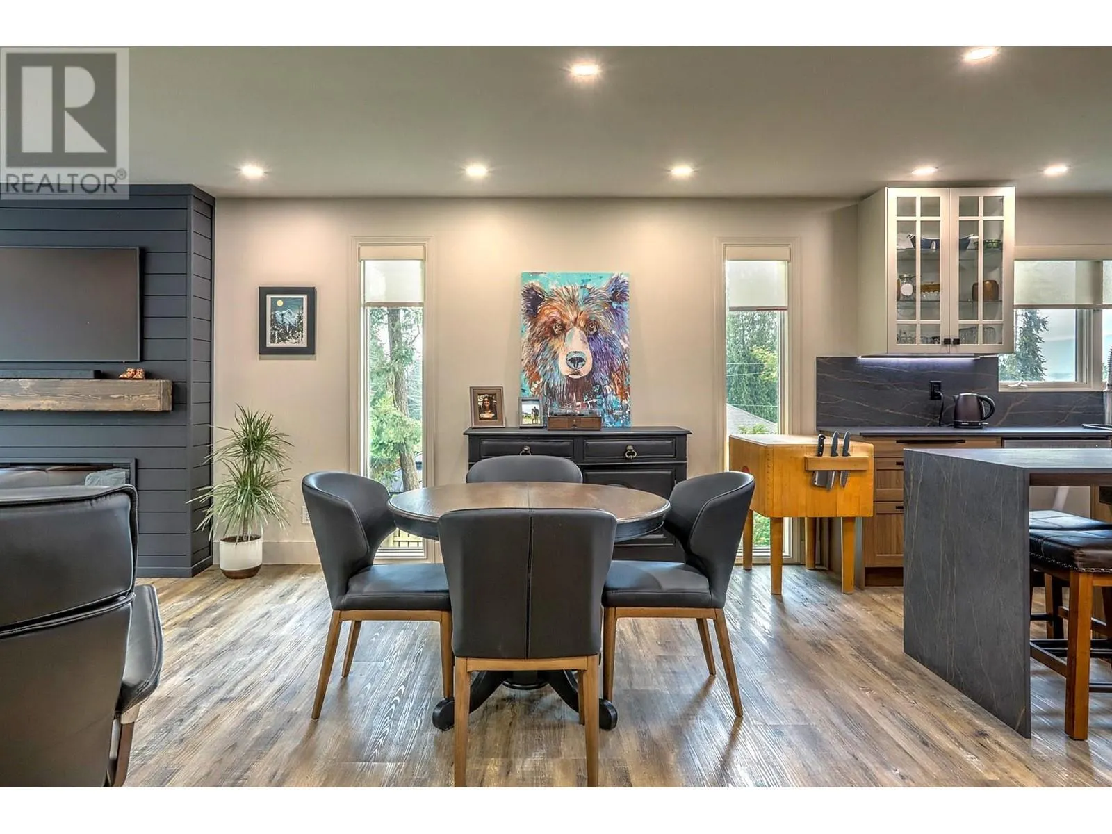 3382 Lockhart Drive