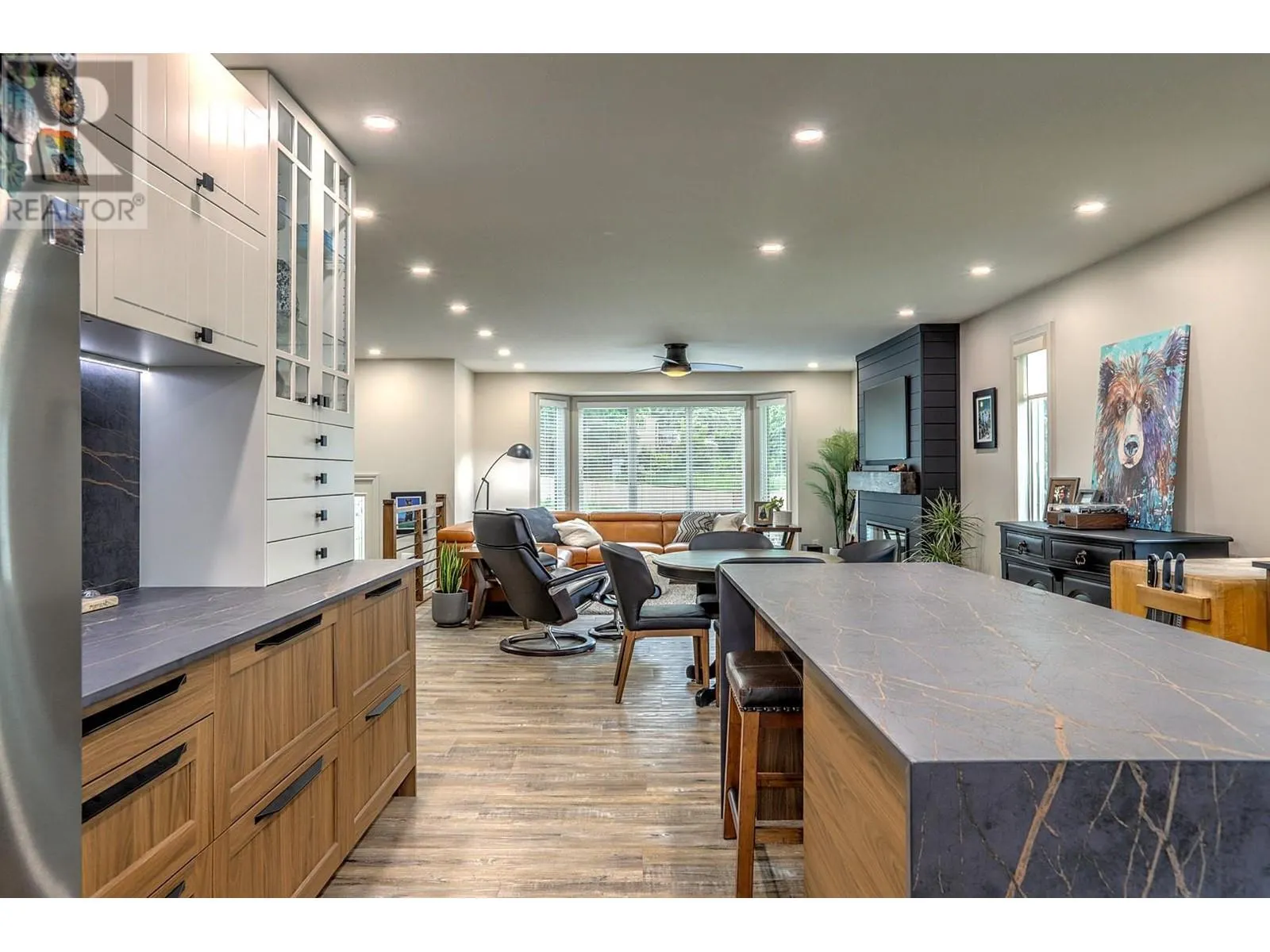 3382 Lockhart Drive