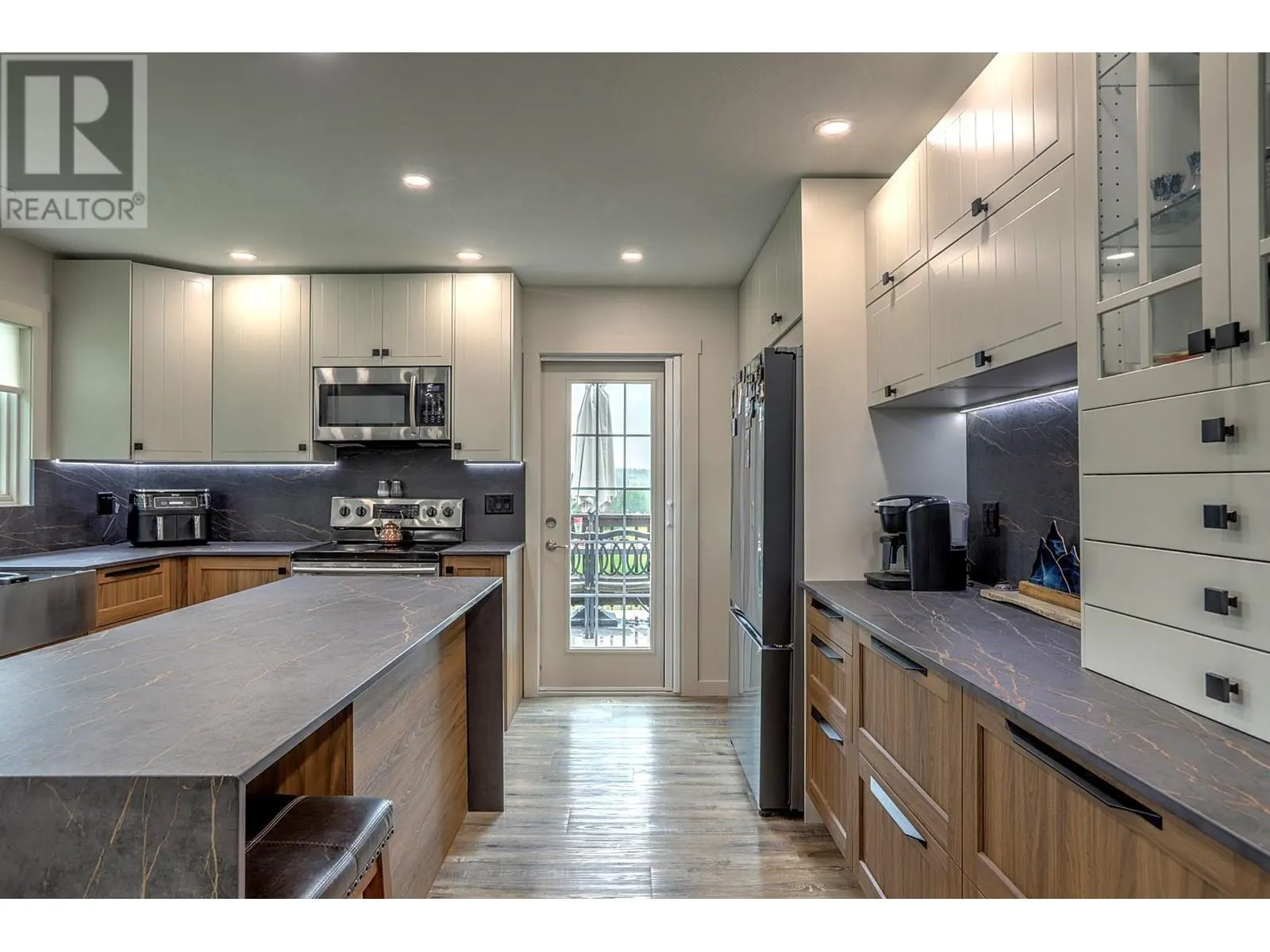3382 Lockhart Drive