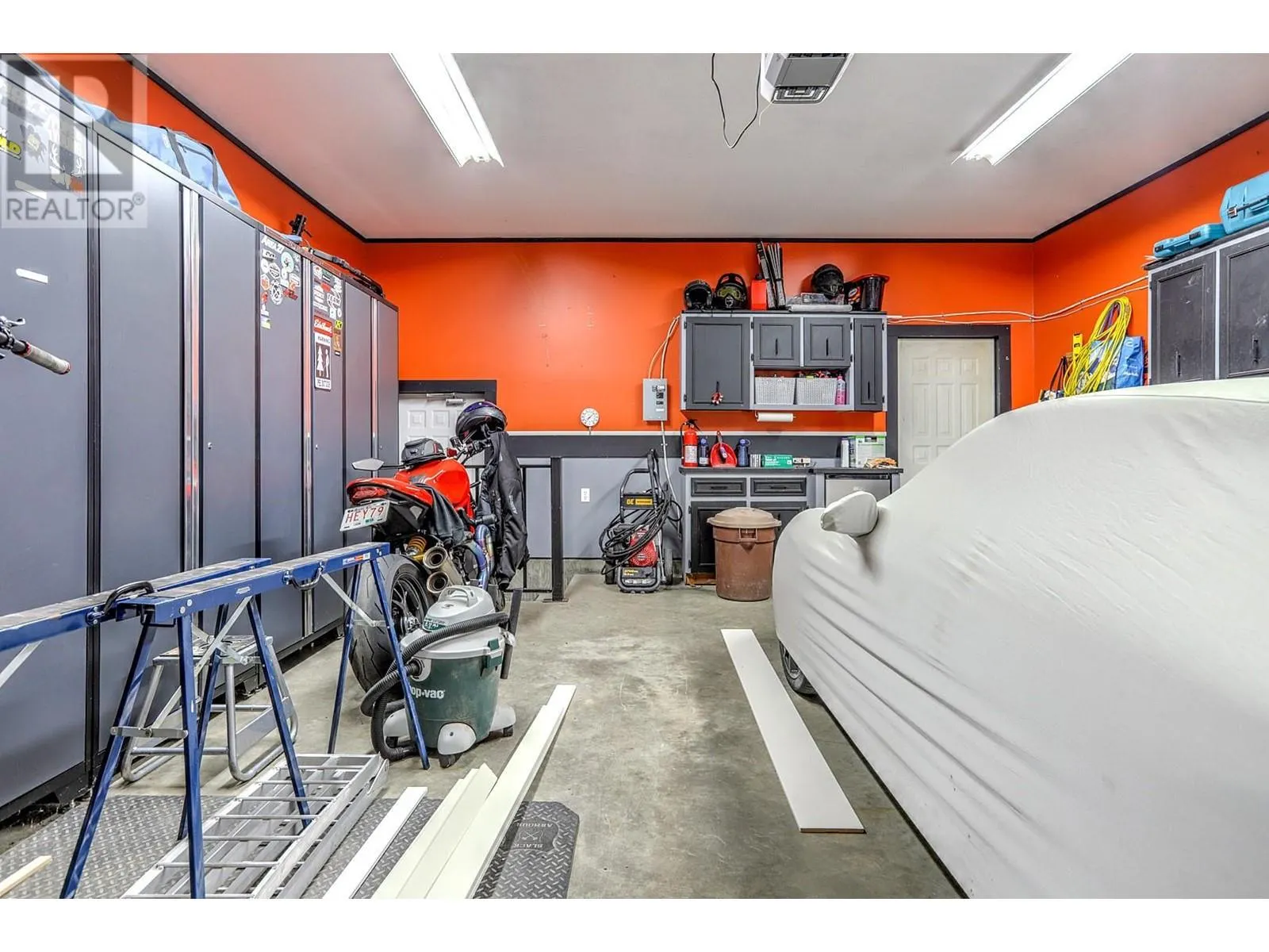 3382 Lockhart Drive