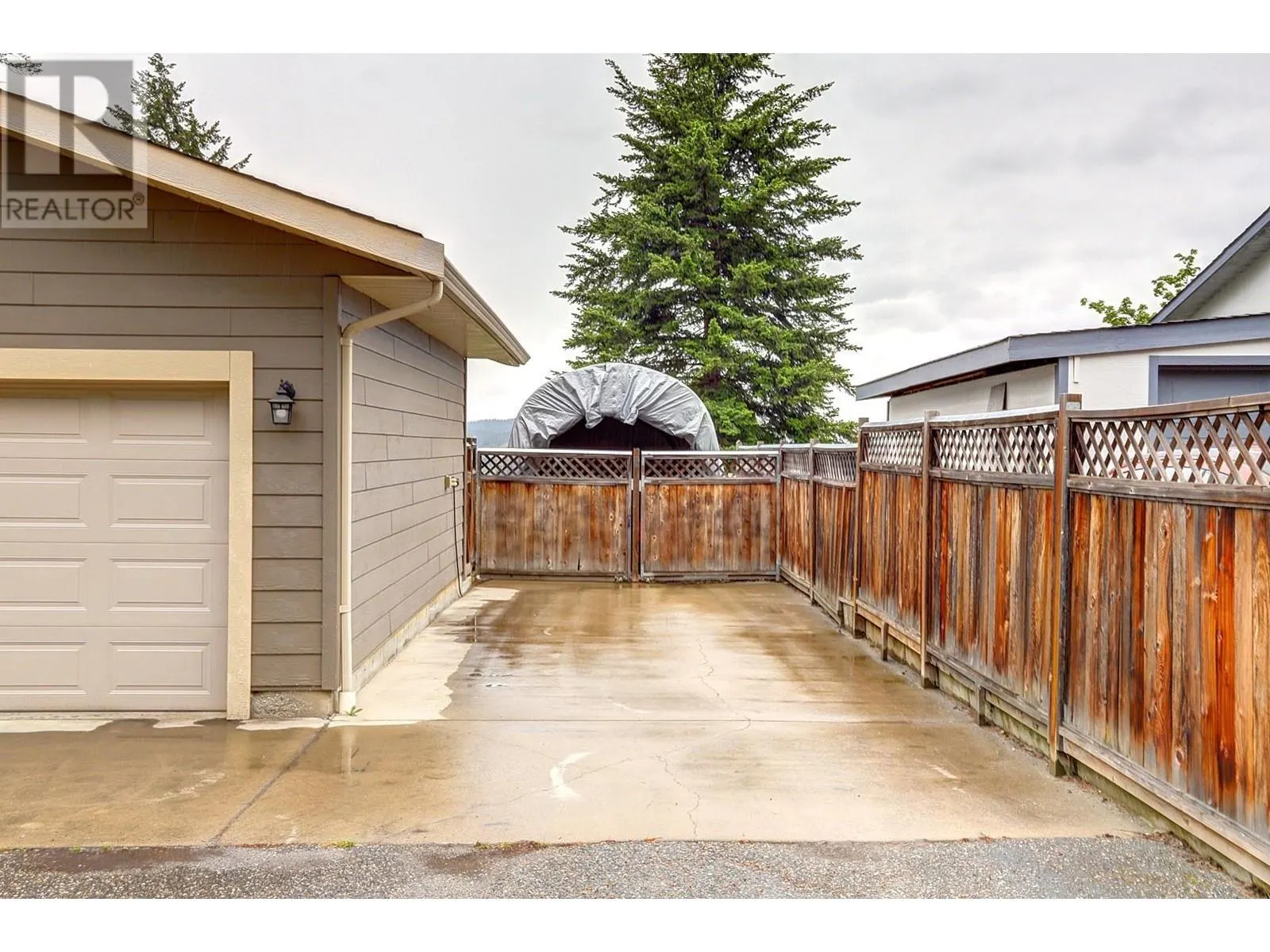 3382 Lockhart Drive