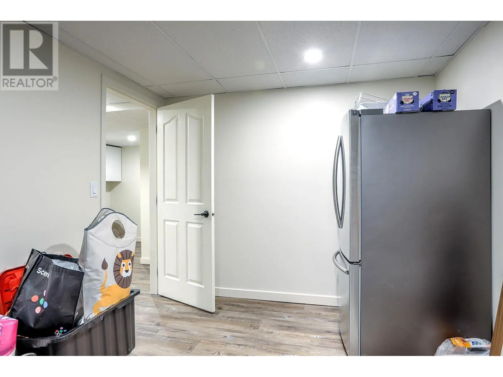 3382 Lockhart Drive