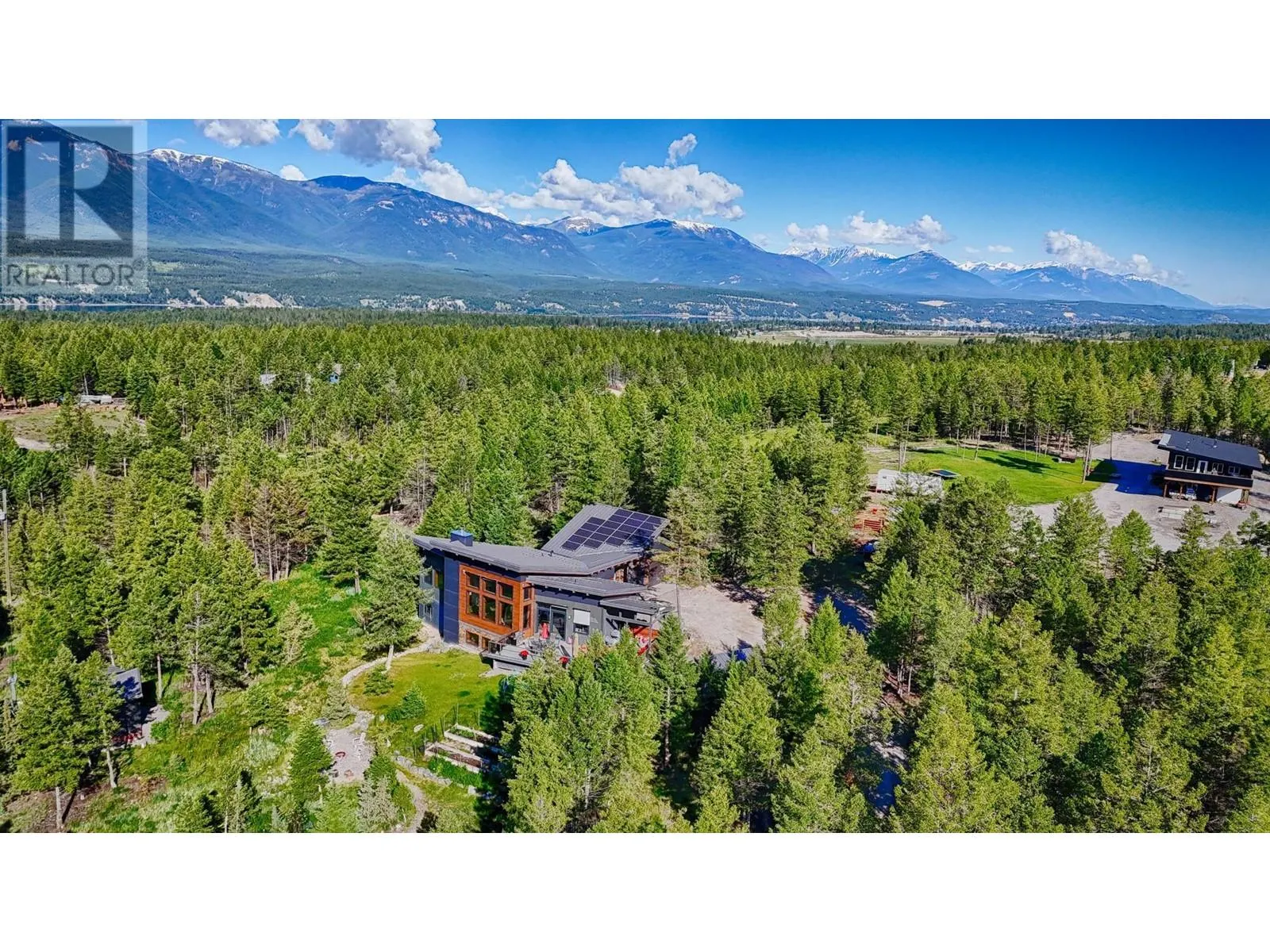 2160 KOOTENAY 3 Road
