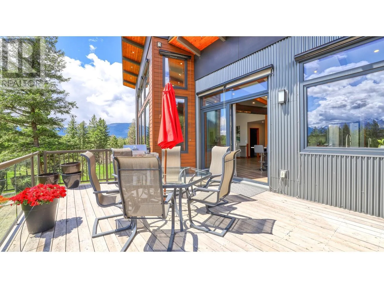 2160 KOOTENAY 3 Road