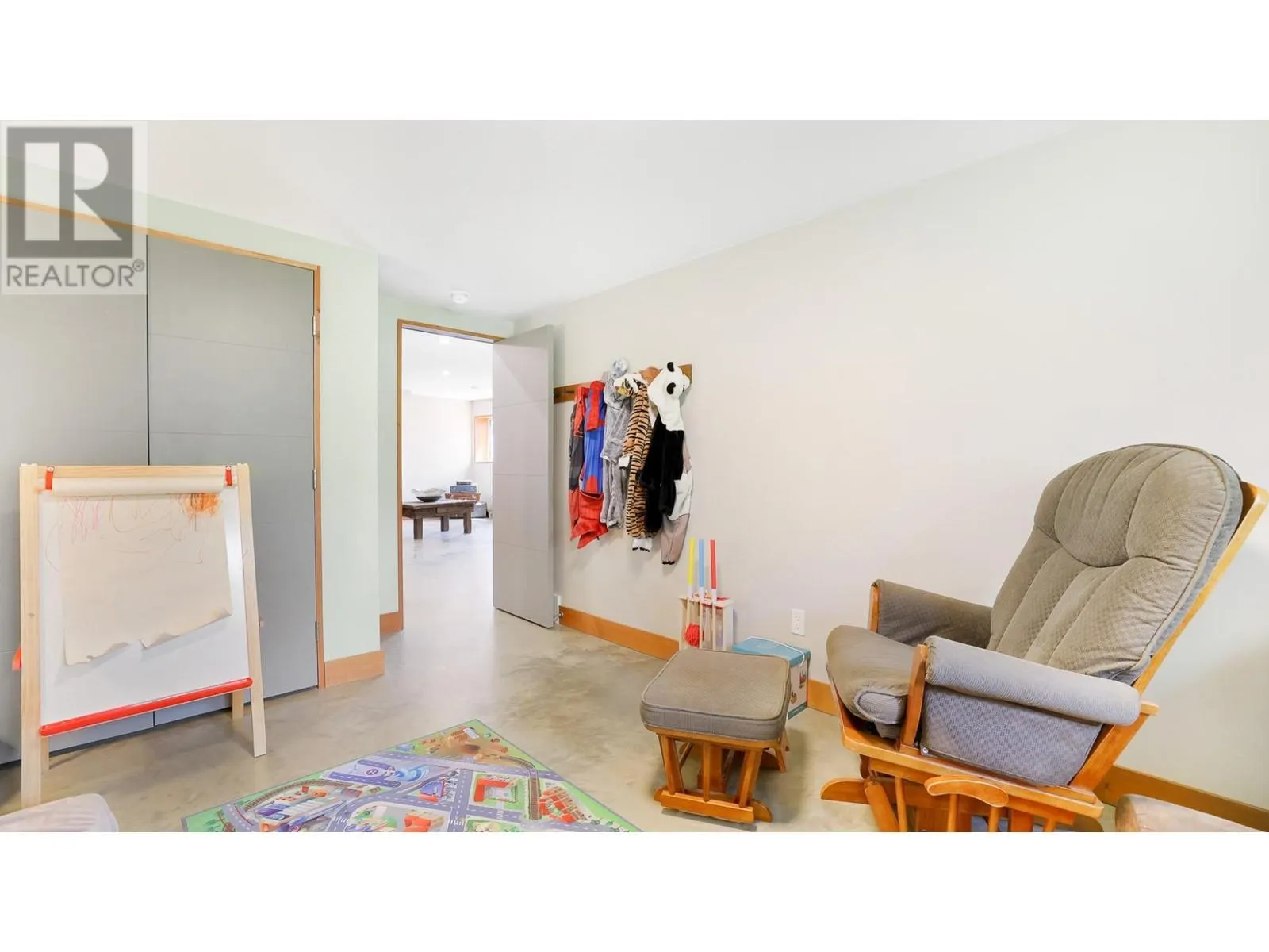 2160 KOOTENAY 3 Road