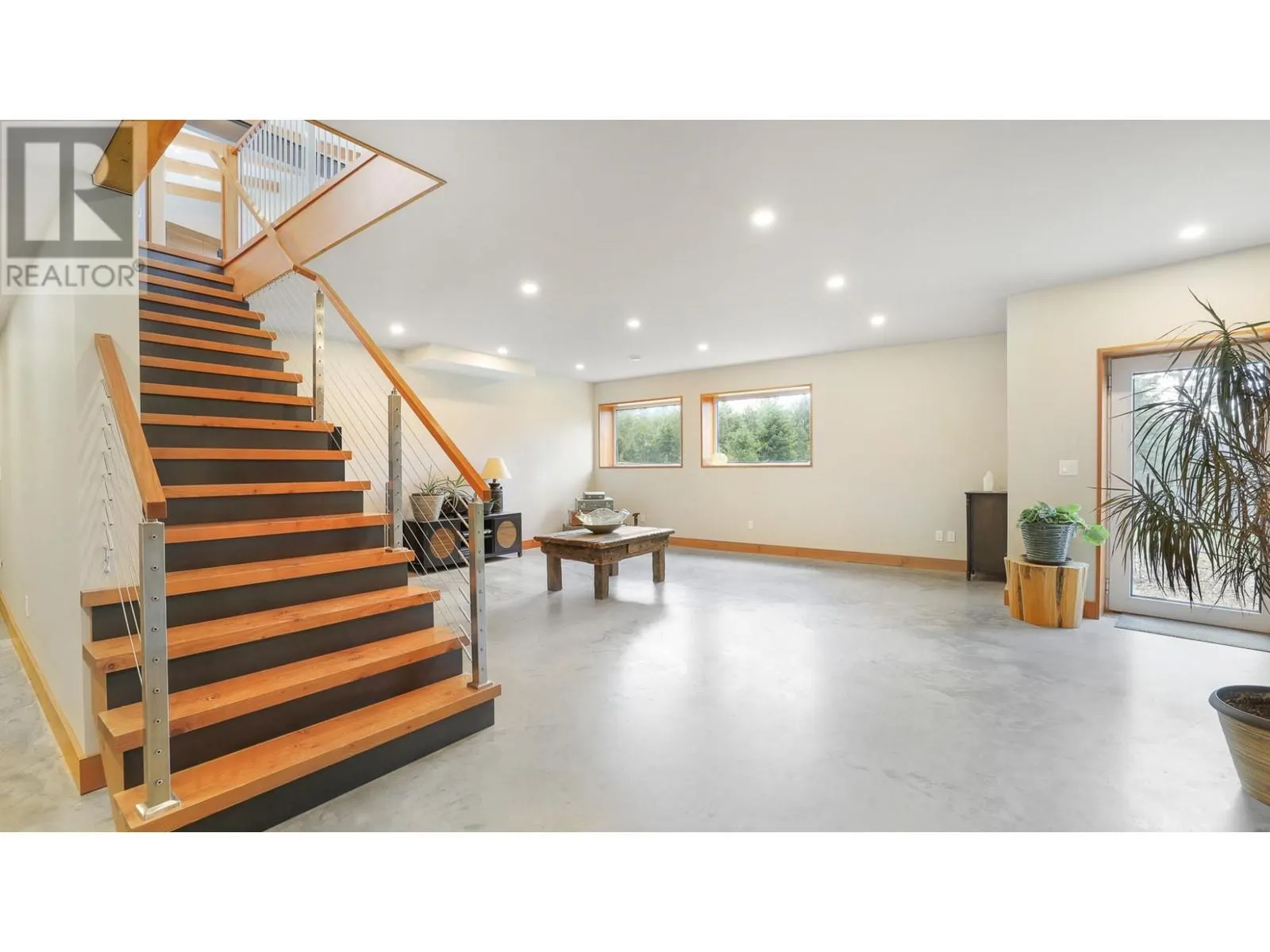 2160 KOOTENAY 3 Road