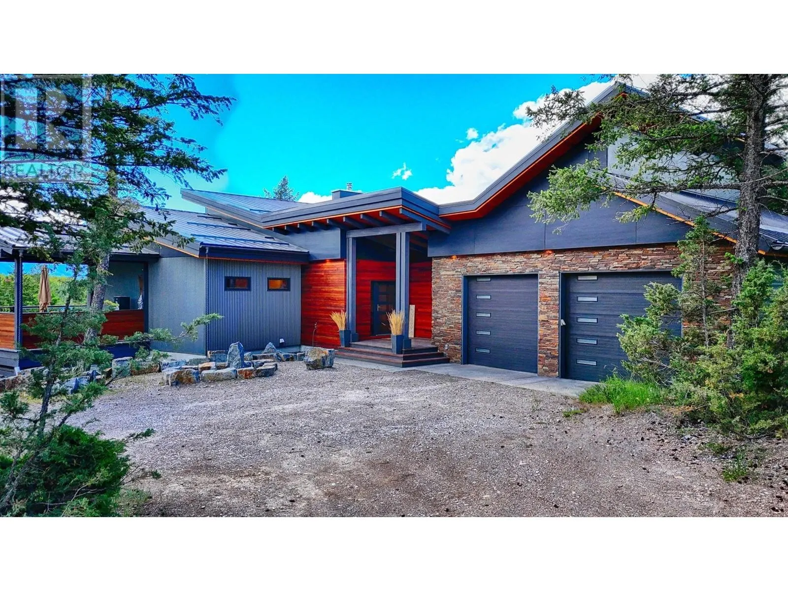 2160 KOOTENAY 3 Road