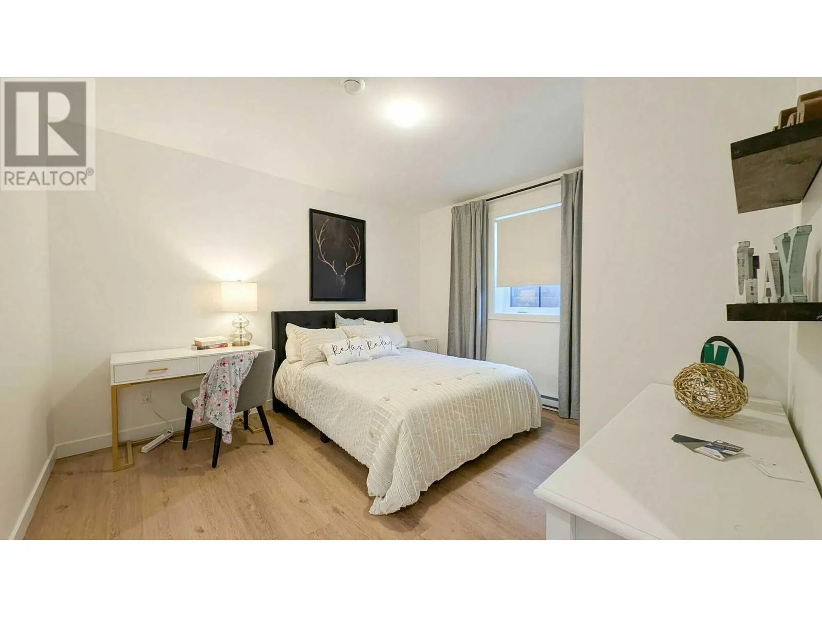 2102 Pine Tree Road Unit# 52