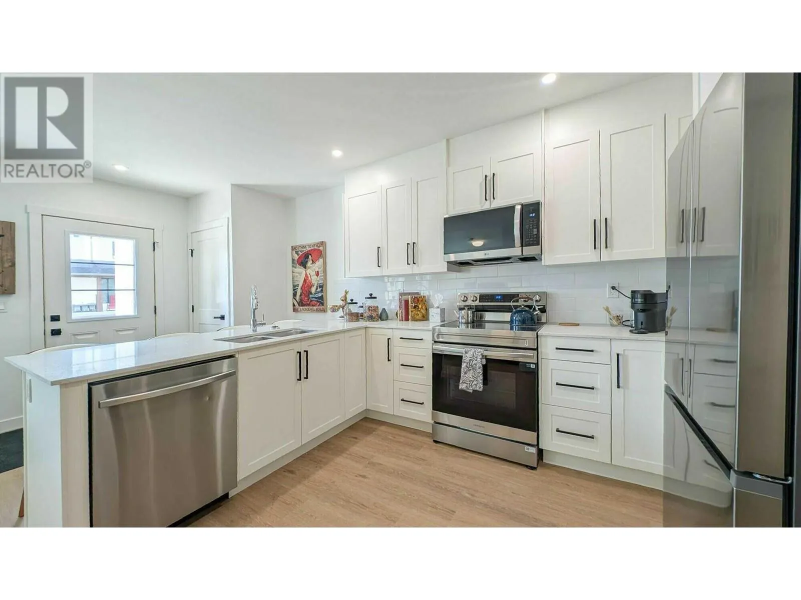 2102 Pine Tree Road Unit# 52
