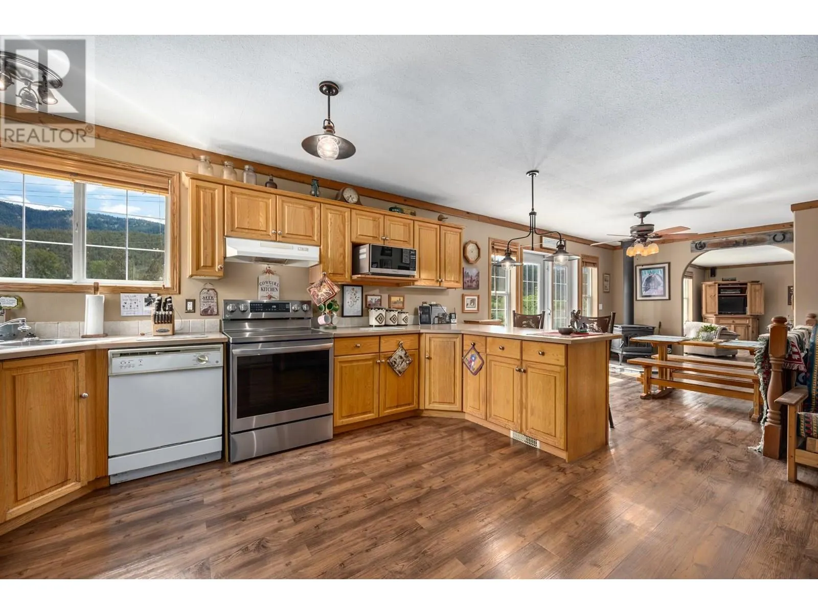 2225 Hazelhurst Road