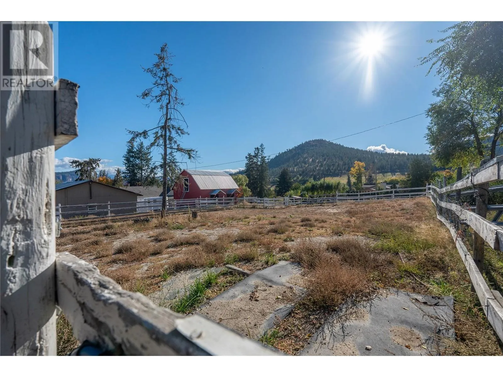 15902 Prairie Valley Road
