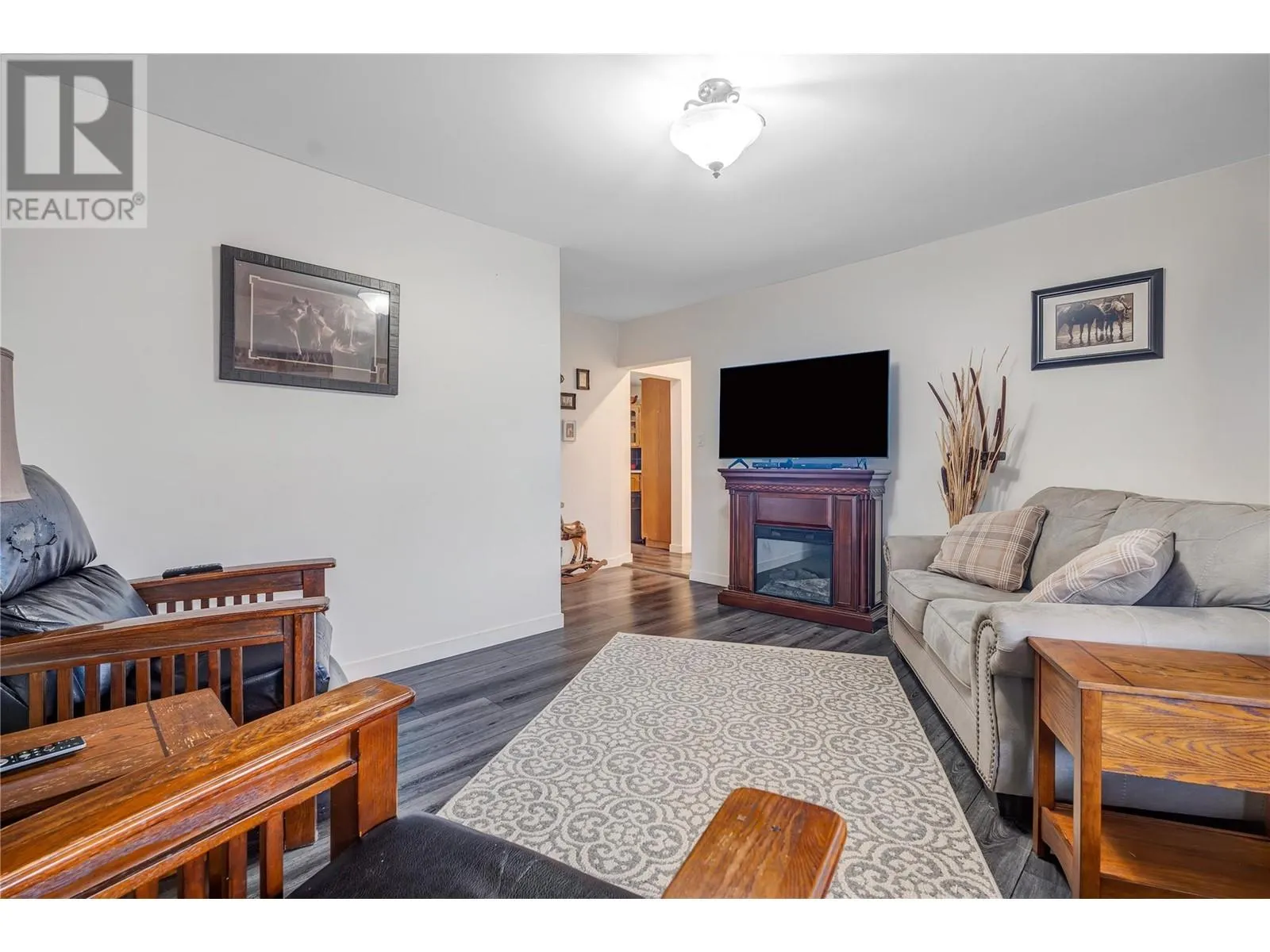 15902 Prairie Valley Road
