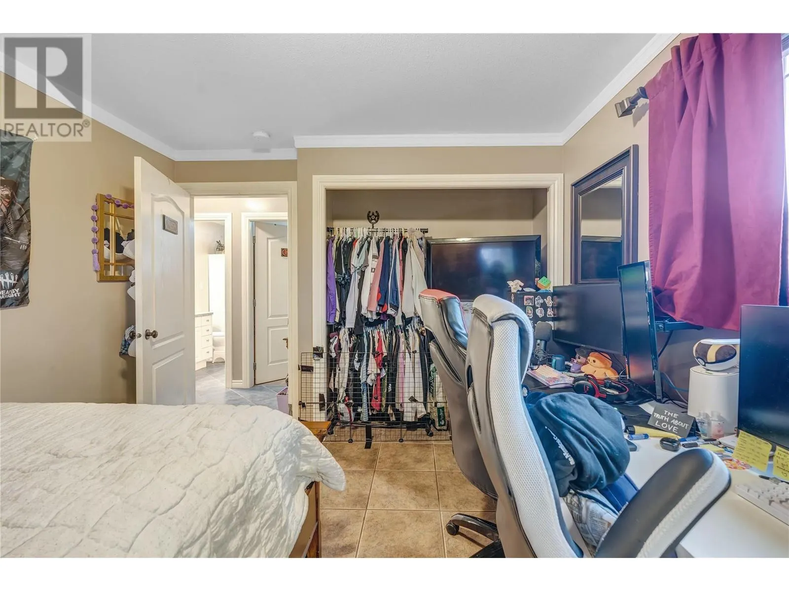 15902 Prairie Valley Road