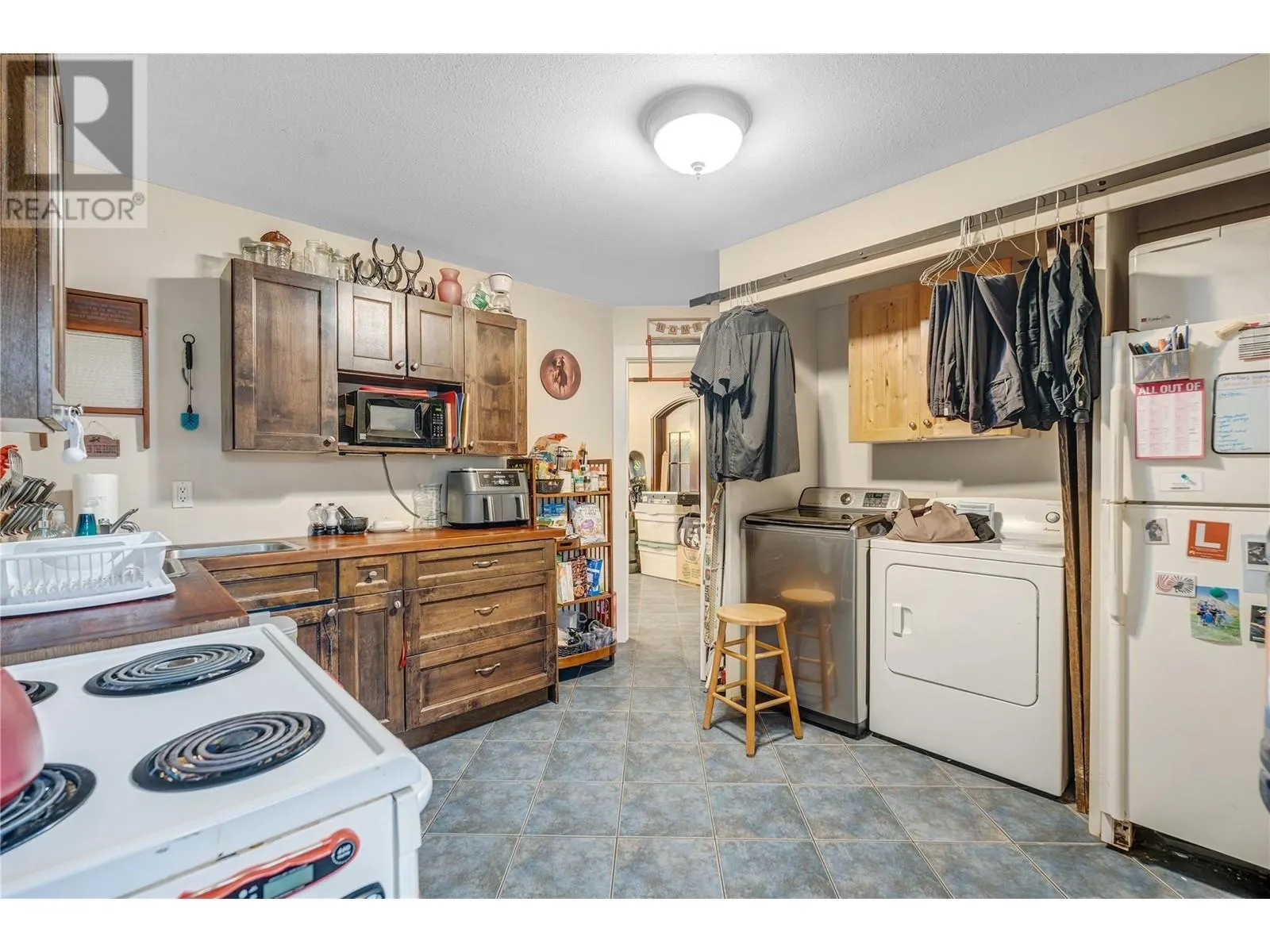15902 Prairie Valley Road