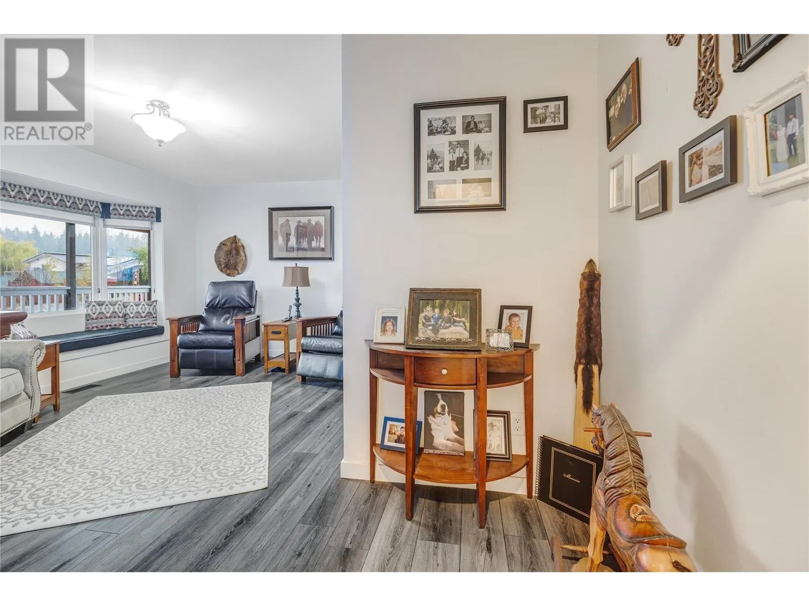 15902 Prairie Valley Road