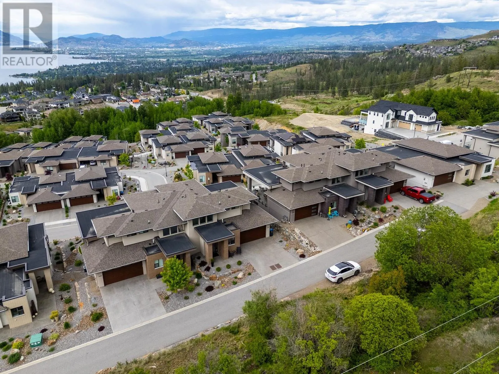 470 Hawk's Perch Lane