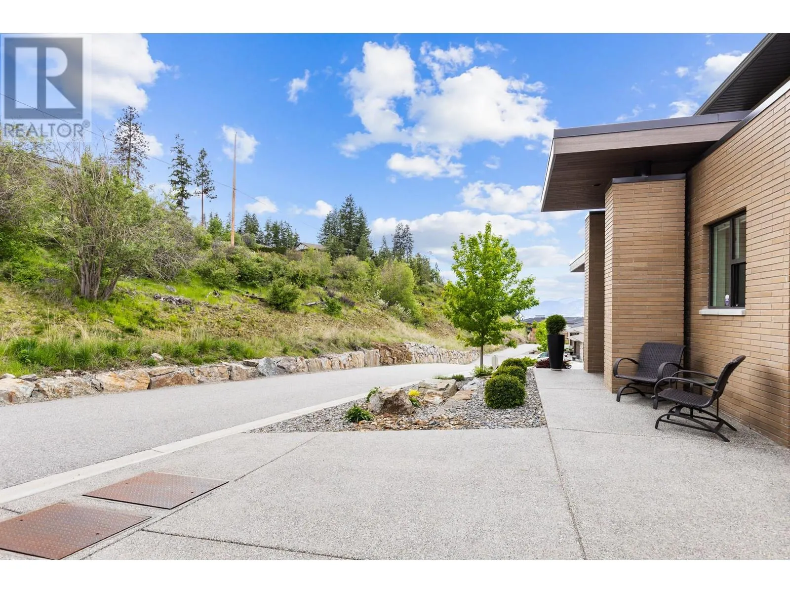 470 Hawk's Perch Lane